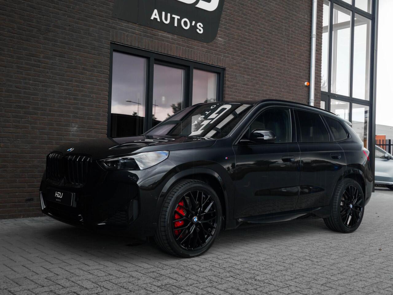 BMW X1 sDrive18i M Sport Pro | Pano | 20" | H&K | Topv. | Drive + | Leer | Premium | Travel |