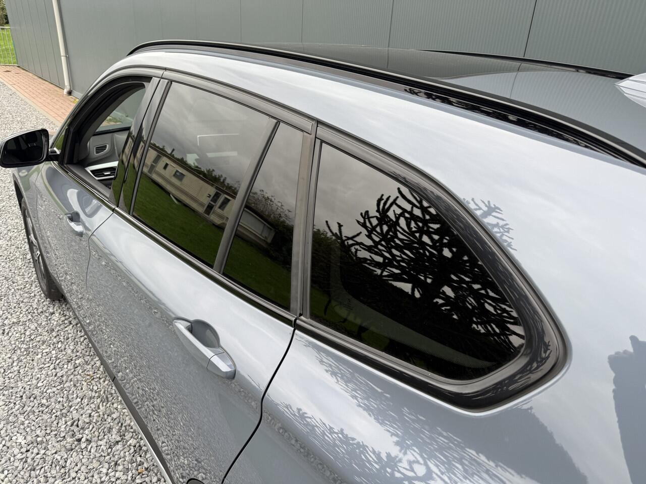 BMW X1 S-Drive20i 192pk Automaat High Executive Panoramadak