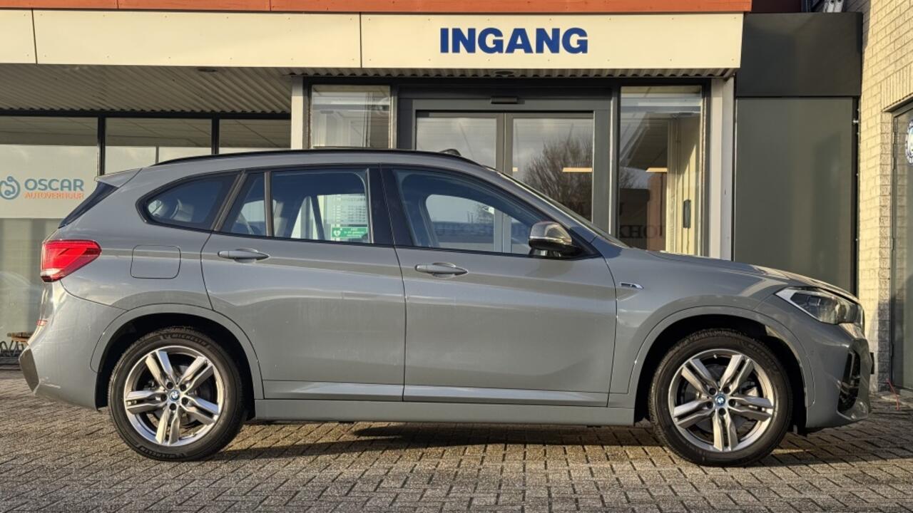 BMW X1 xDrive25e High Exec. | M-Sport | Pano | Navi | Camera