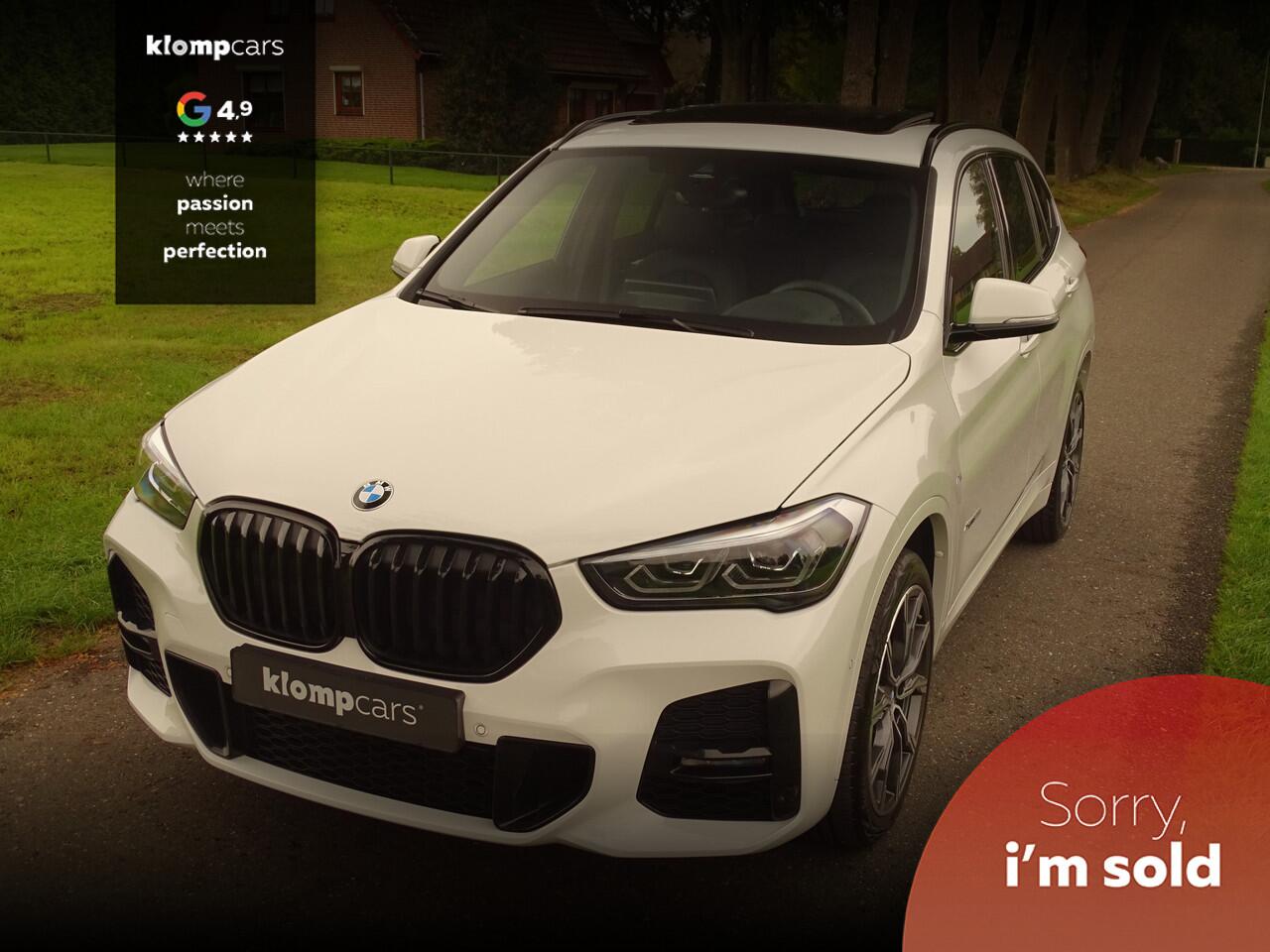 BMW X1 xDrive25i M-Sport | HUD | Carplay | Pano | Ad.Cruise | 19"| All black | Full Options!