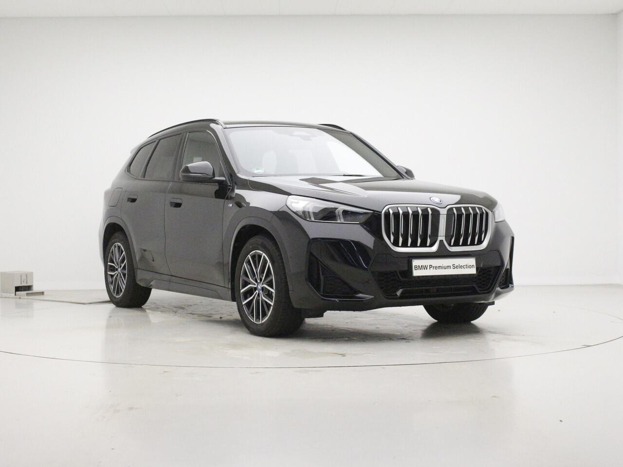 BMW X1 xDrive25e | M-Sport | Panorama | Trekhaak | Voorbereiding Driving Assistant Plus |
