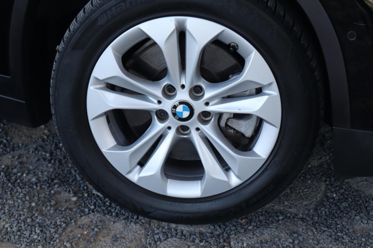 BMW X1 xDrive25e PHEV | Geen import | Trekhaak | Head Up | Navi