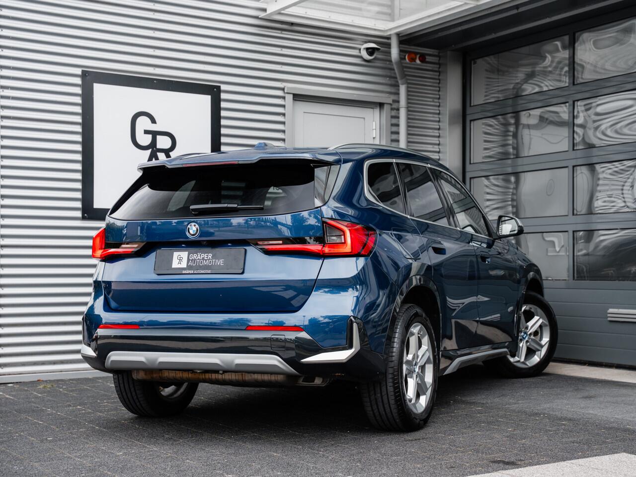 BMW X1 xDrive30e | Innovation pack | Driving Assistant Profesional | Trekhaak