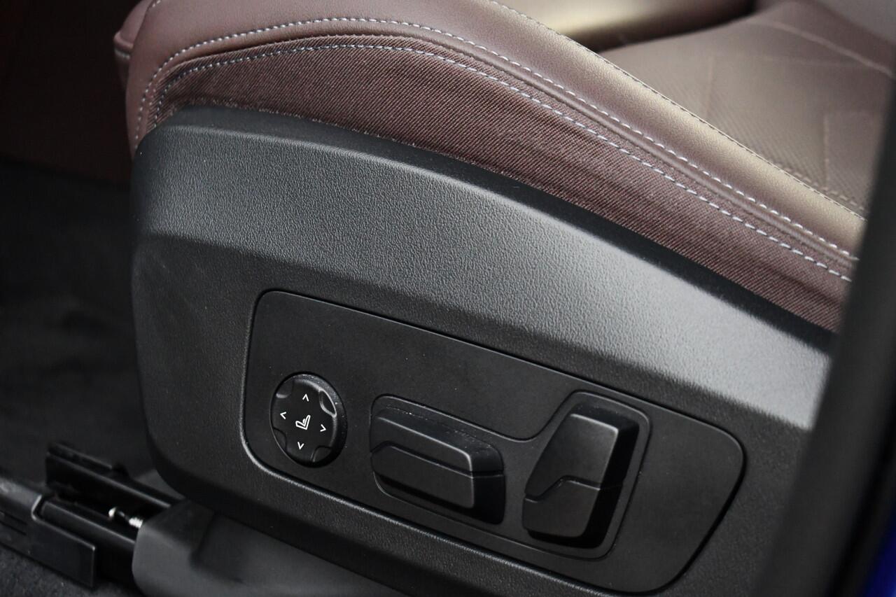 BMW X1 sDrive20i 170pk M-Sport Pano ACC HUD 360 H/K 19inch El-zetels