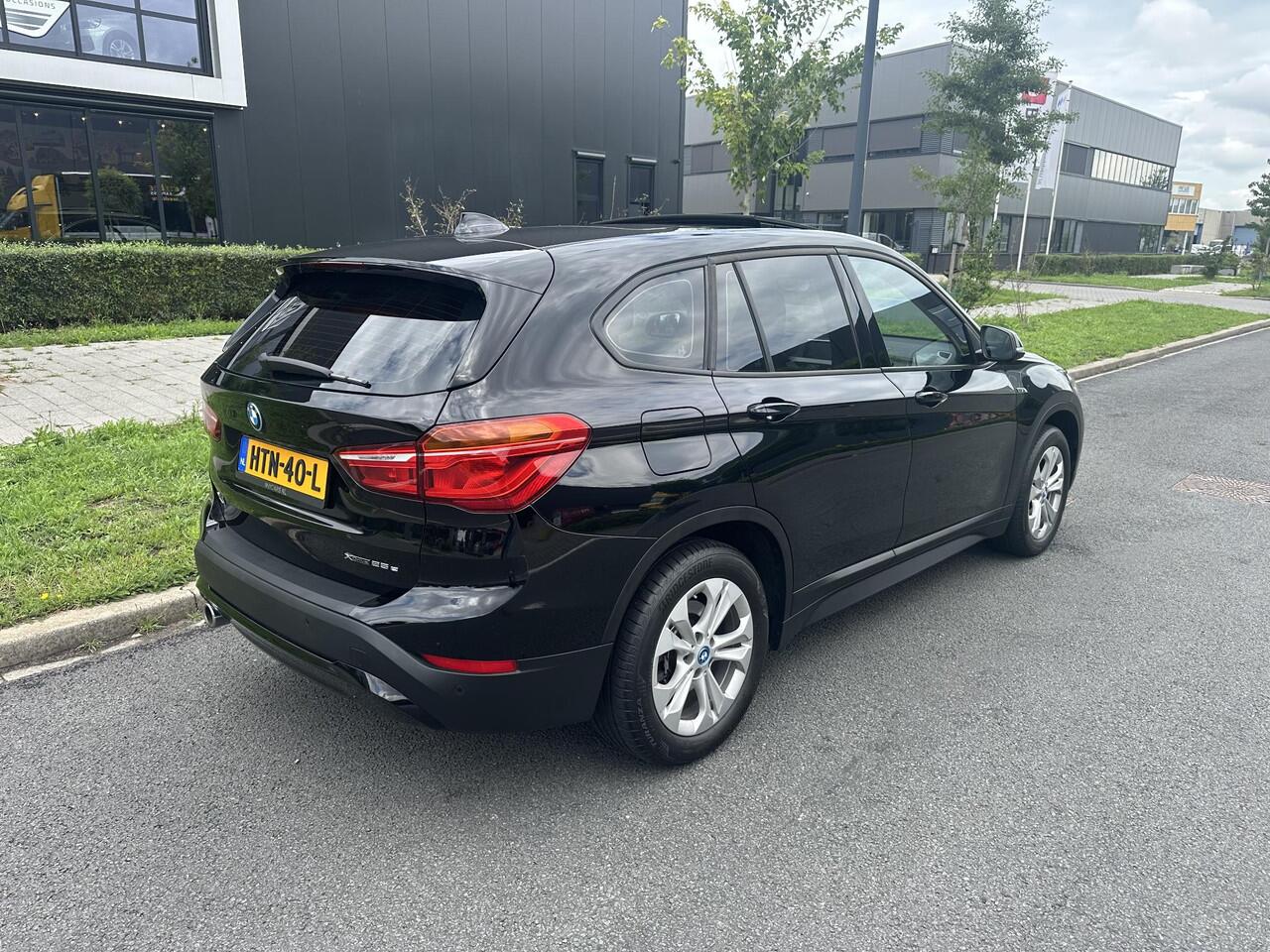 BMW X1 xDrive25e Exec. Pano, Navi, Trekhaak