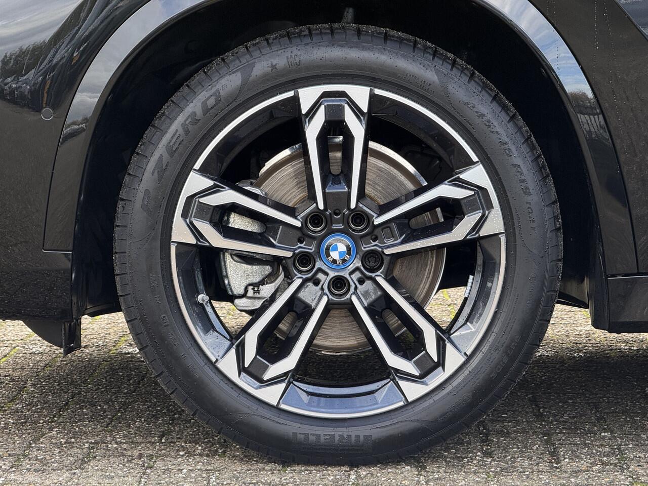 BMW X1 xDrive30e | M-Sport | Panorama | Harman/kardon
