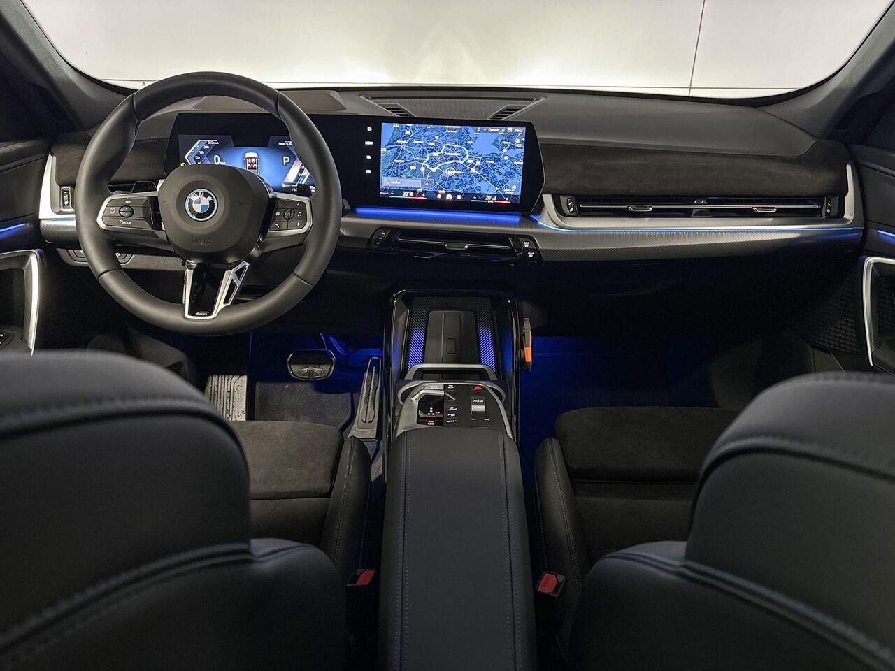 BMW X1 xDrive25e | M Sportpakket Pro | Innovation Pack | Travel Pack | Trekhaak