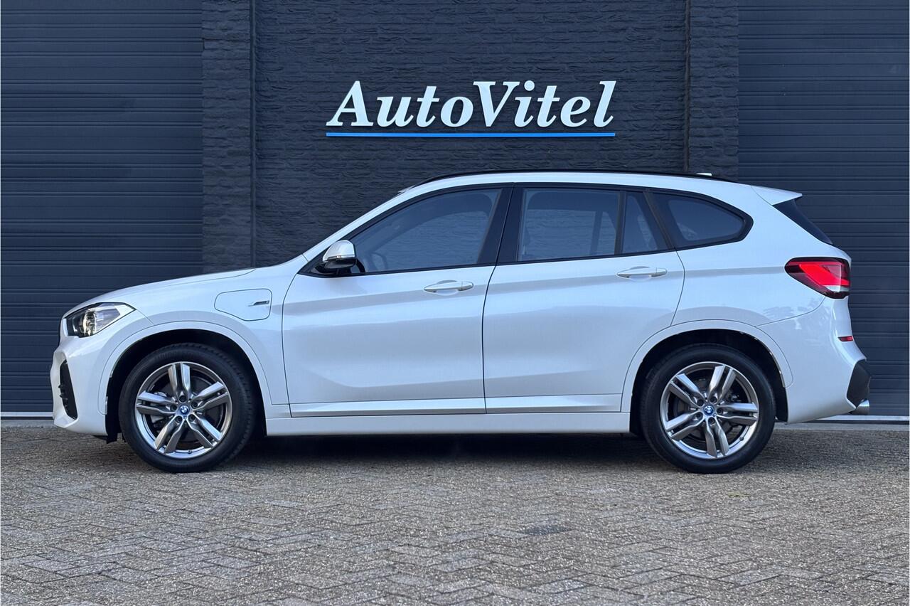 BMW X1 xDrive25e M-Sport | Sportstoelen | Stoelverwarming | Camera | Apple Carplay | 30.000KM