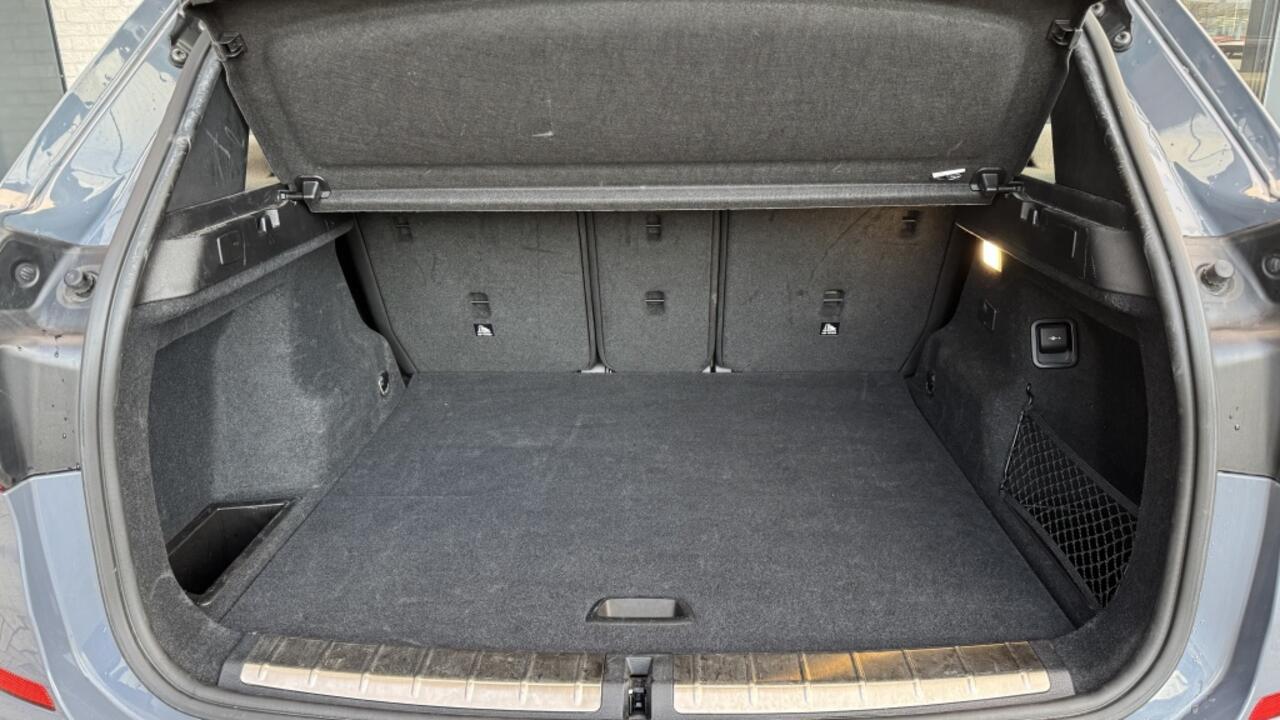 BMW X1 xDrive25e High Exec. | M-Sport | Pano | Navi | Camera