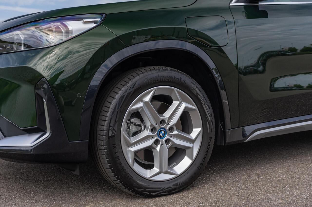 BMW X1 xDrive25e High Executive Trekhaak l Adapt. LED l Head-Up l Stoelverwarming l Head-Up l Elek. Stoelen l Verwarmd stuurwiel l 360 Camera