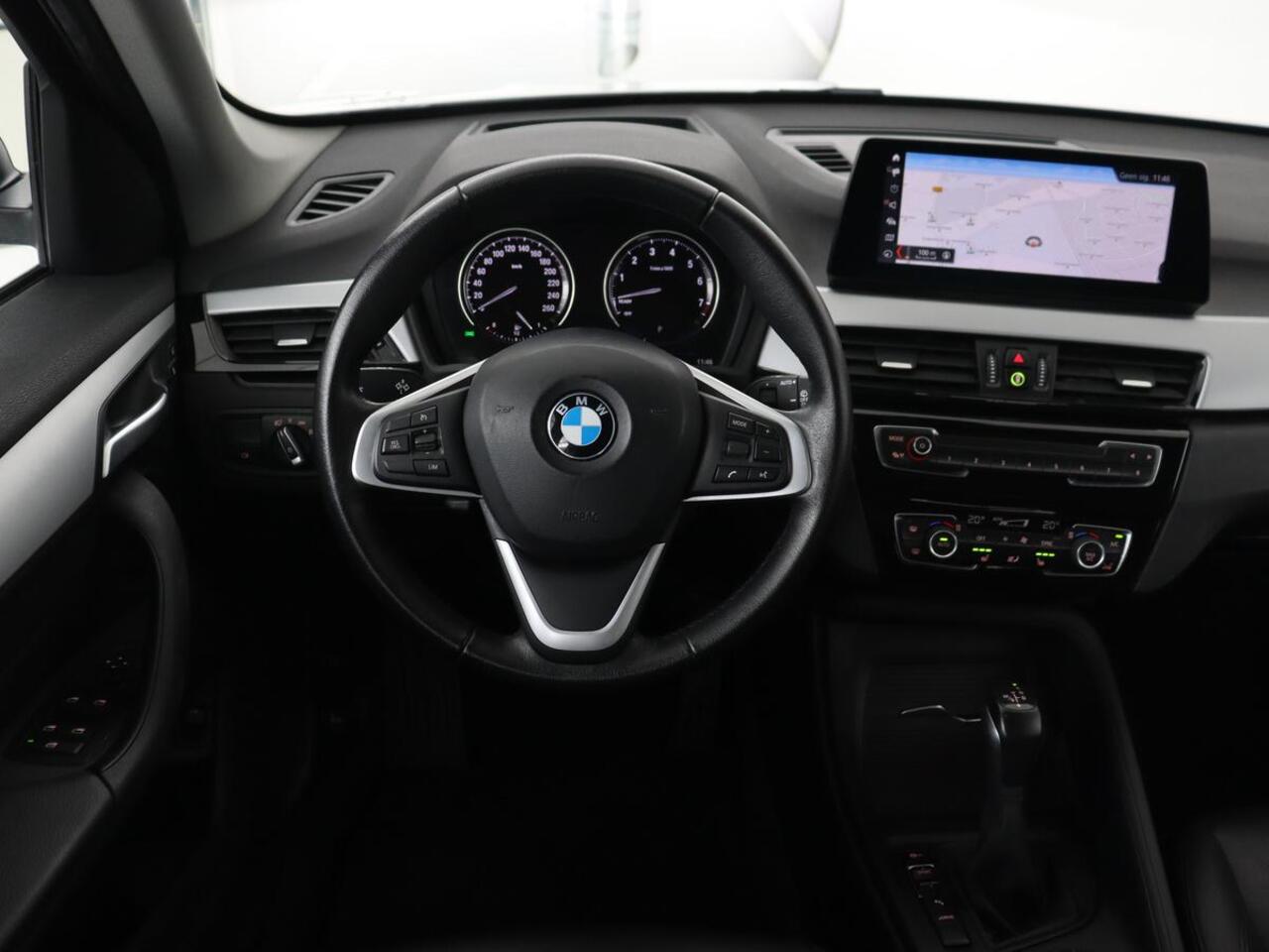BMW X1 xDrive25e eDrive Edition | Leder | Head-Up | Stoelverwarming | Full LED | Navigatie | Climate control | Parkeerhulp | Cruise control | DAB