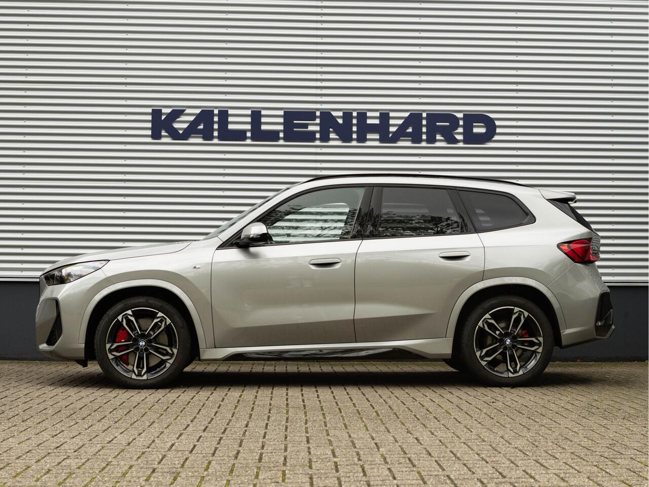 BMW X1 sDrive18i M-Sport Pro - Pano - Trekhaak - Driving Ass Plus - Harman Kardon