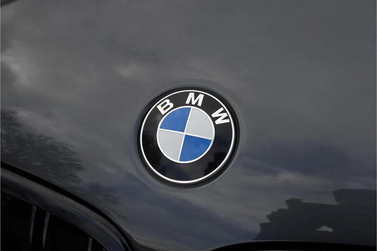 BMW X1 xDrive25e | PDC V+A | Apple Carplay | Elektrische Klep | LED | Cruise | DAB | 15x op voorraad !