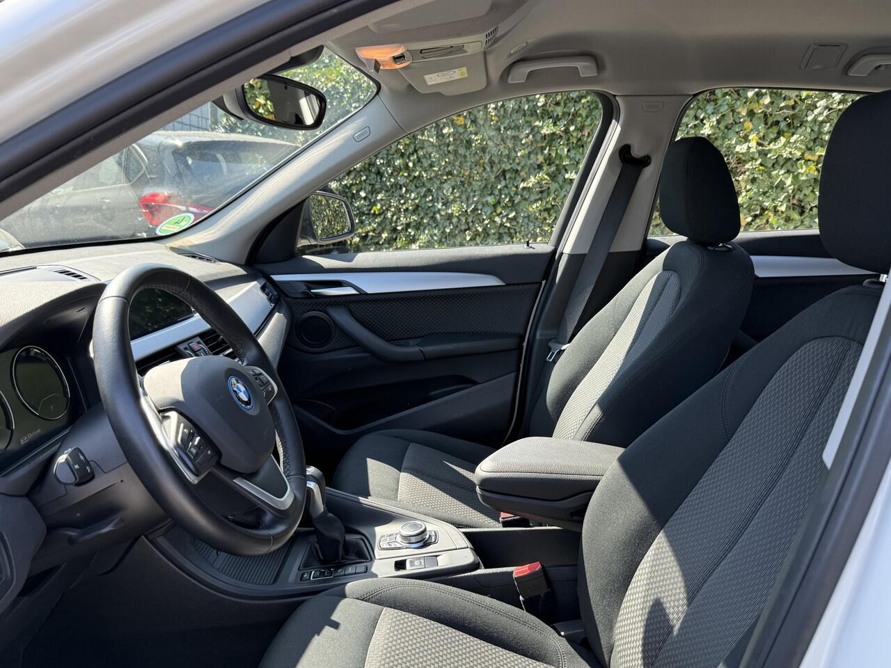 BMW X1 xDrive25e | Park ass. | Trekhaak | Camera