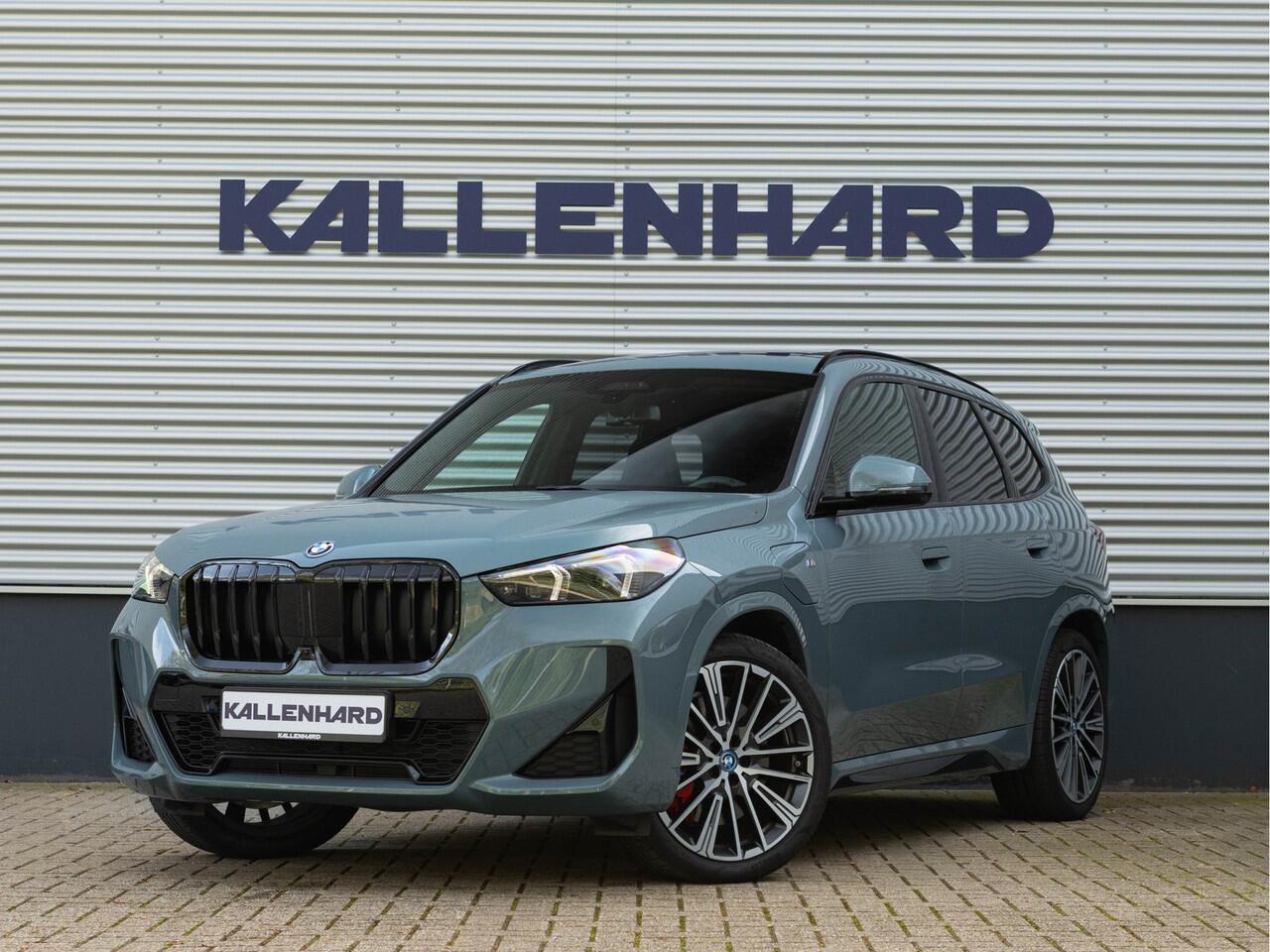 BMW X1 xDrive30e M-Sport Pro - Pano - Trekhaak - Driving Ass Prof - Harman Kardon