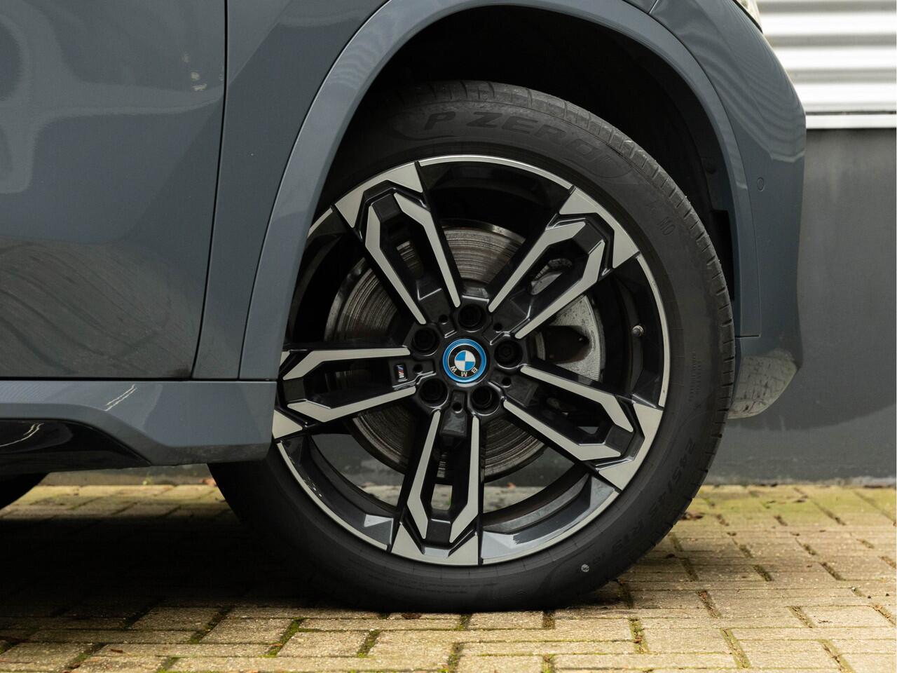 BMW X1 xDrive25e M-Sport - Pano - Driving Ass Prof - Head-Up - Harman Kardon