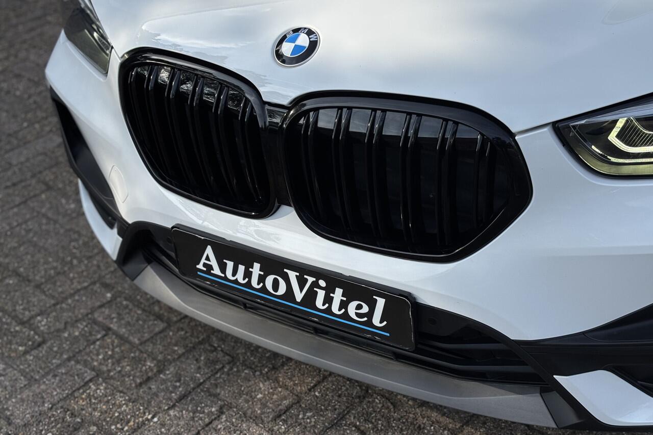 BMW X1 xDrive25e | PDC V+A | Apple Carplay | Elektrische Klep | LED | Cruise | DAB | 15x op voorraad !