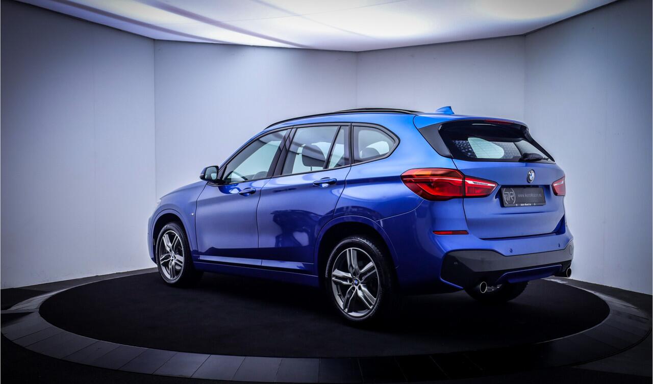 BMW X1 20iA M-SPORT Edition PANO | HEAD UP | CAMERA | ALCANTARA | STOELVERW | NAVI | DAB | ELEK KLEP | LMV 18''