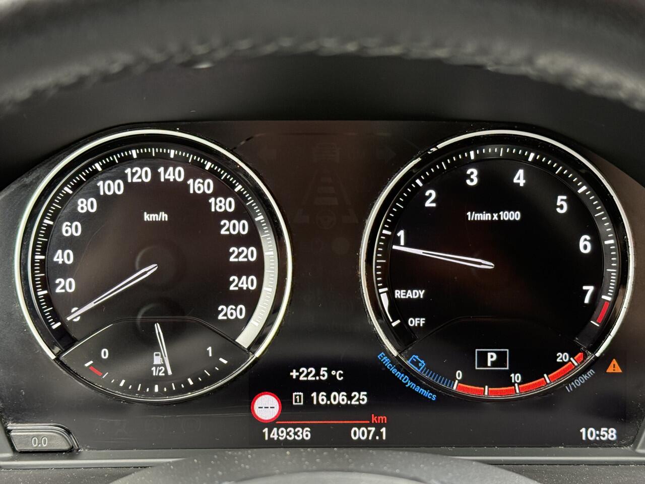 BMW X1 BWJ 2020 sDrive20i 192 PK VDL Nedcar Edition AUTOMAAT / STOELVER. | FULL LED | LEER | CAMERA | ELEKTR. ACHTERKLEP | NAVI | CLIMA | CRUISE | LMV | PDC