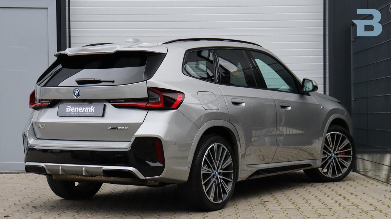 BMW X1 xDrive30e M-Sport Pro | Massage | Harman/Kardon | Panoramadak | Head-up | Trekhaak