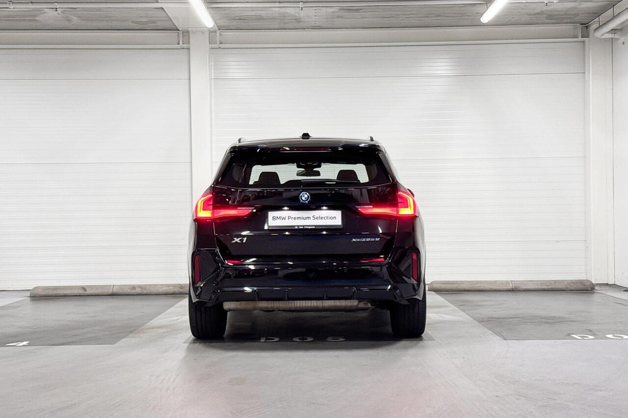 BMW X1 xDrive25e