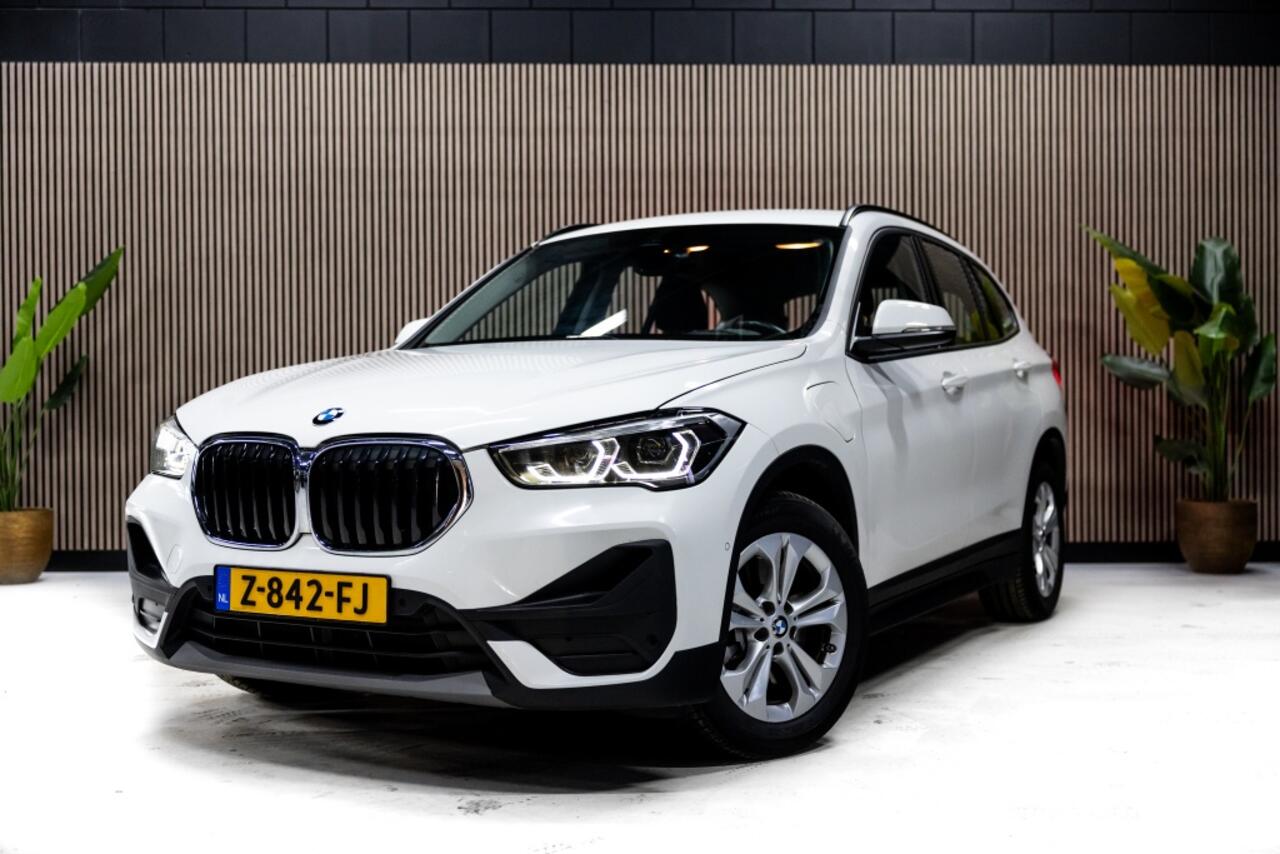 BMW X1 xDrive25e High Exec. | Camera | Navi | Stoelverwarming |