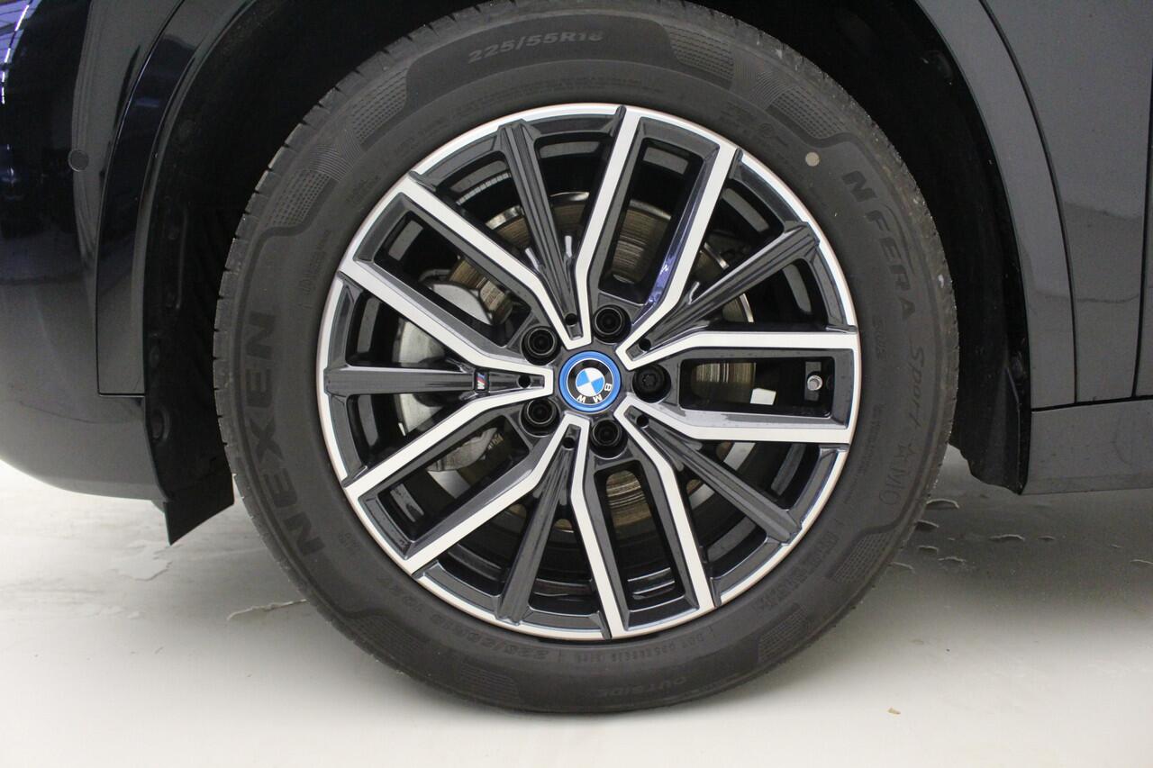 BMW X1 xDrive25e | M-Sport | Panorama | Trekhaak | Voorbereiding Driving Assistant Plus |