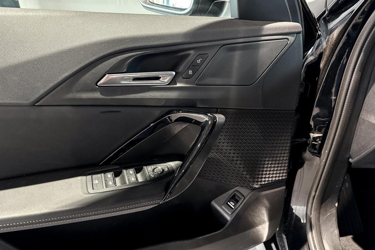 BMW X1 sDrive18i | Stoelverwarming | Achteruitrijcamera | Trekhaak |