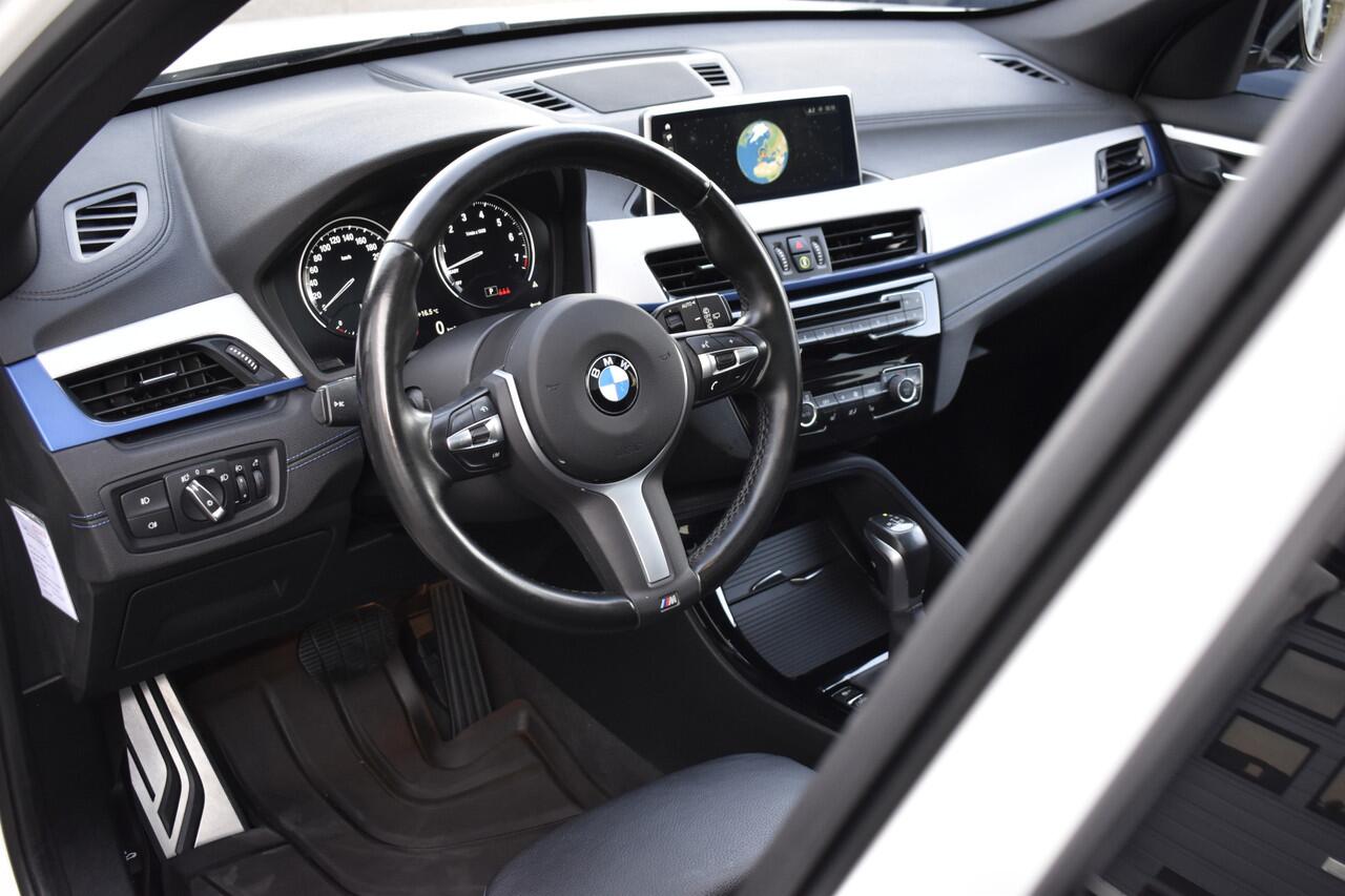 BMW X1 xDrive25e Executive Edition M-pakket Pano - CarPlay - Cruise - Trekhaak