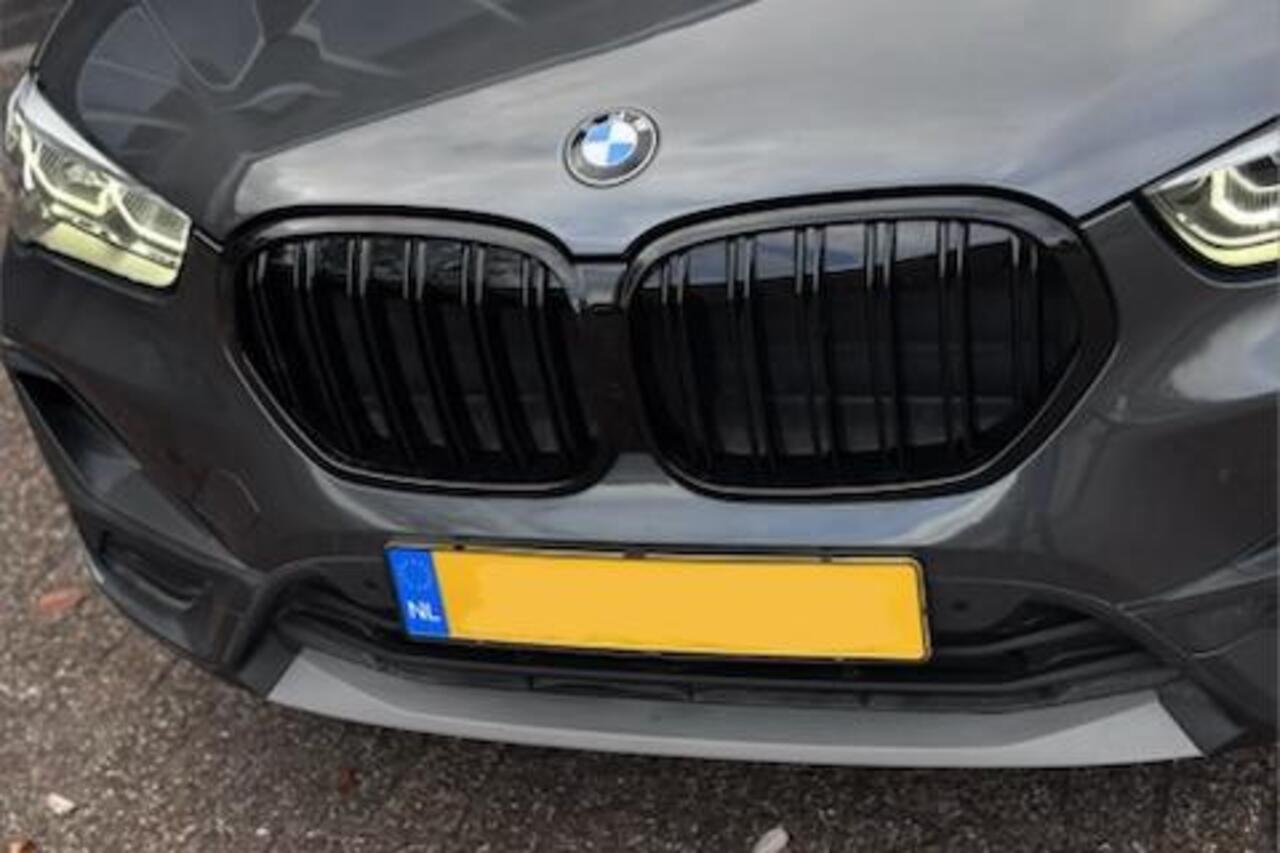 BMW X1 xDrive25e | PDC V+A | Apple Carplay | Elektrische Klep | LED | Cruise | DAB | 15x op voorraad !