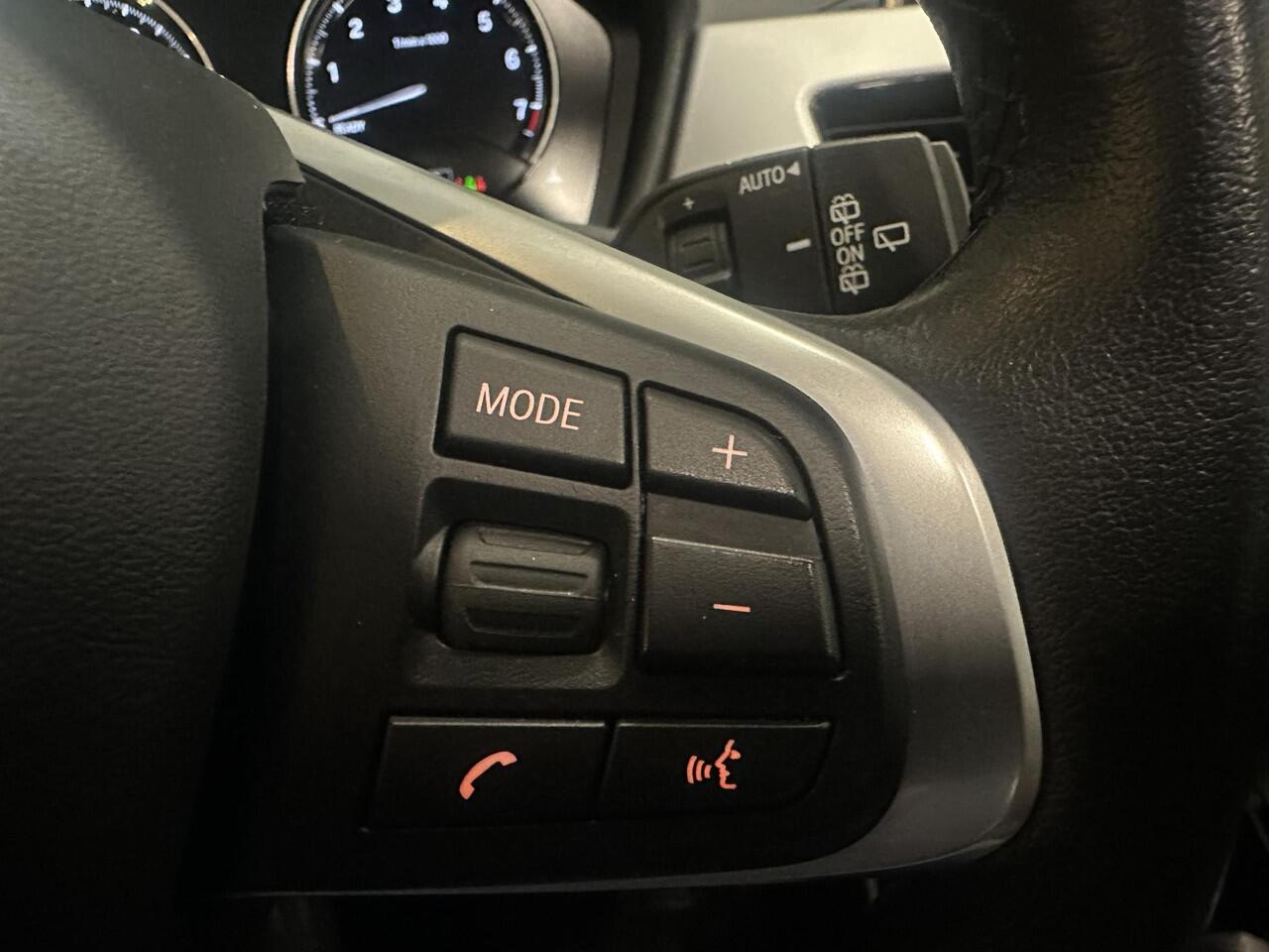 BMW X1 xDrive25e Executive Pano, Elek stoelverstelling, Trekhaak