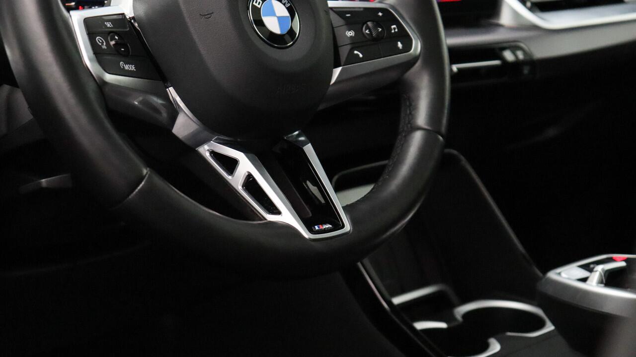 BMW X1 xDrive23i M-Sport | Harman/Kardon | Panoramadak | Head-up | Trekhaak | Memory