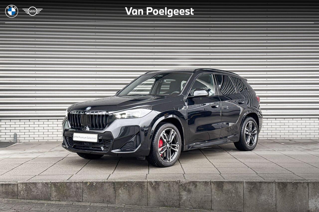 BMW X1 xDrive30e M Sportpakket Pro / Innovation Pack / Comfort Pack / Travel Pack / Trekhaak / Panoramadak / Driving Assistant Plus / Harman-Kardon