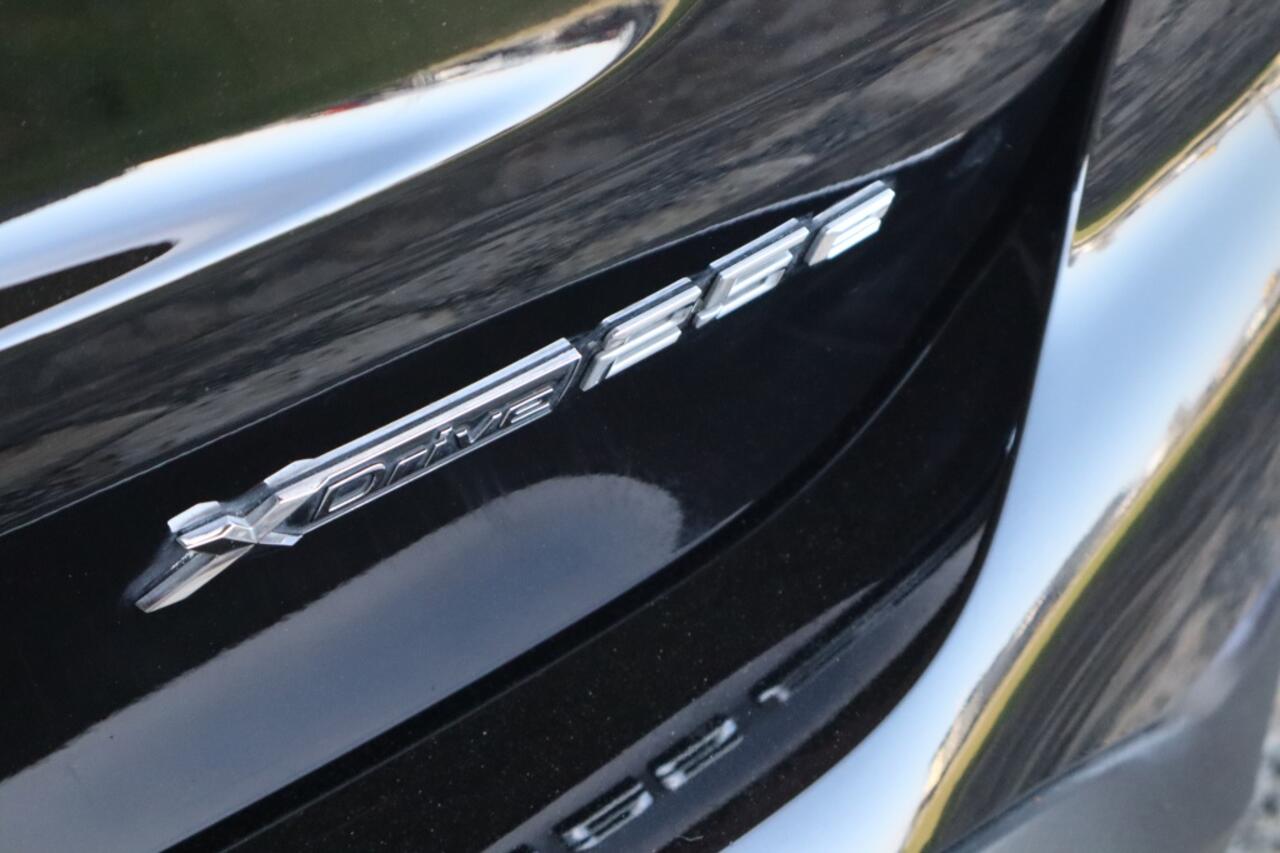 BMW X1 xDrive25e PHEV | Geen import | Trekhaak | Head Up | Navi