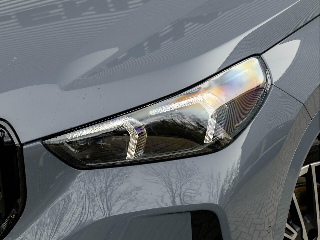 BMW X1 xDrive30e M-Sport Pro - Pano - Trekhaak - Driving Ass Prof - Harman Kardon