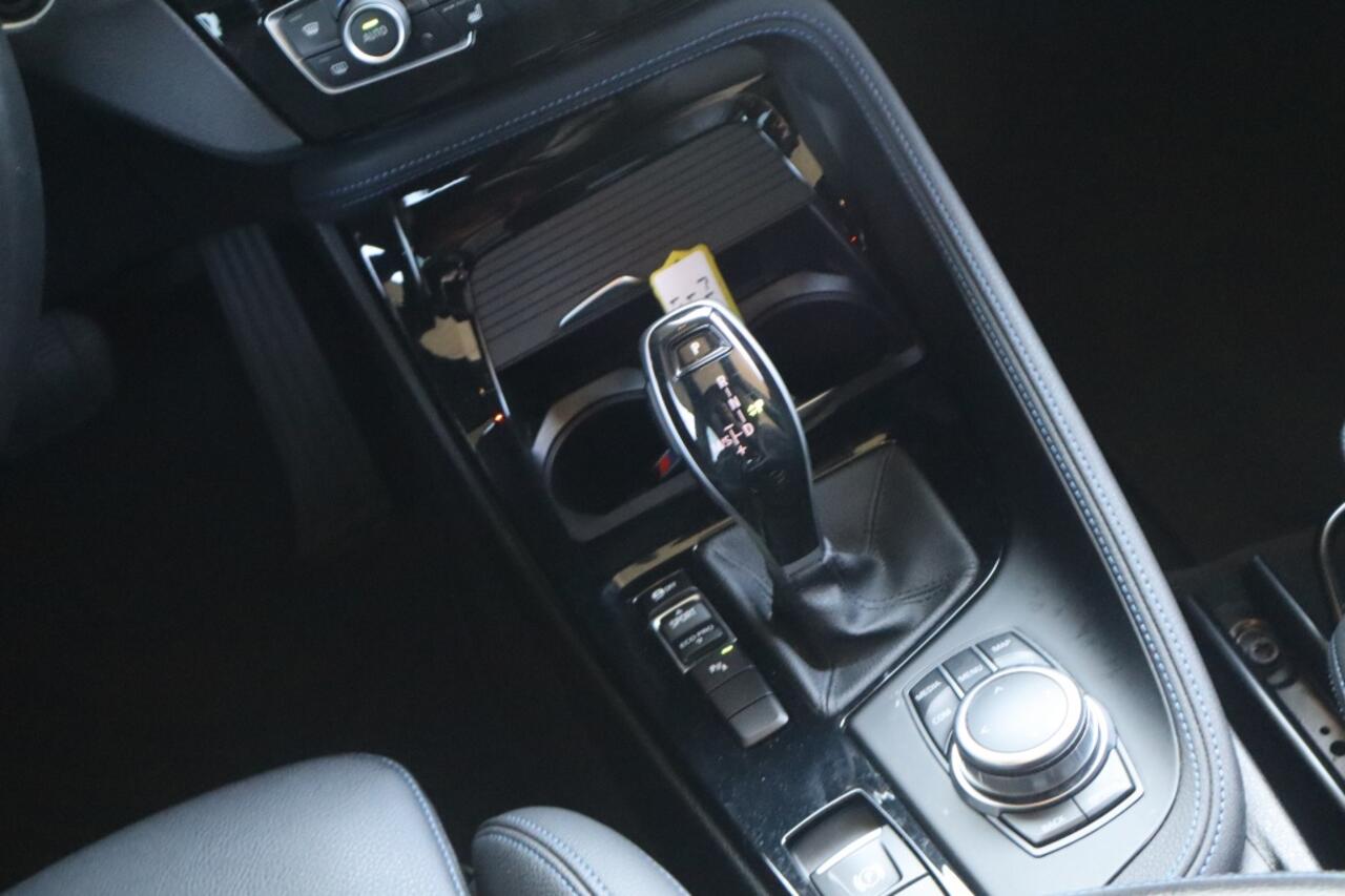 BMW X1 sDrive18i M Sport | Schuifdak | Camera | Stoelverwarming