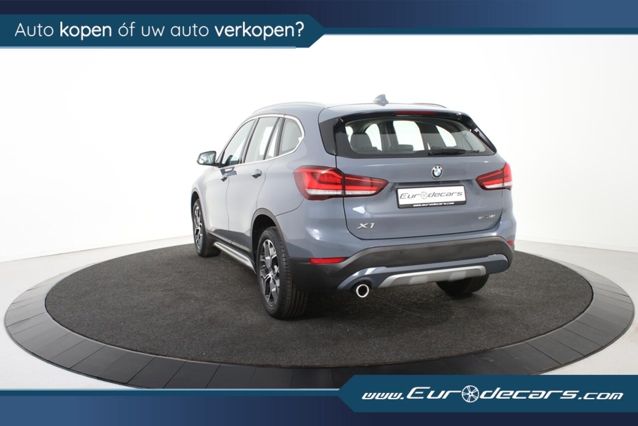BMW X1 sDrive18i X Line *1ste Eigenaar*Leer*Standkachel*HUD*