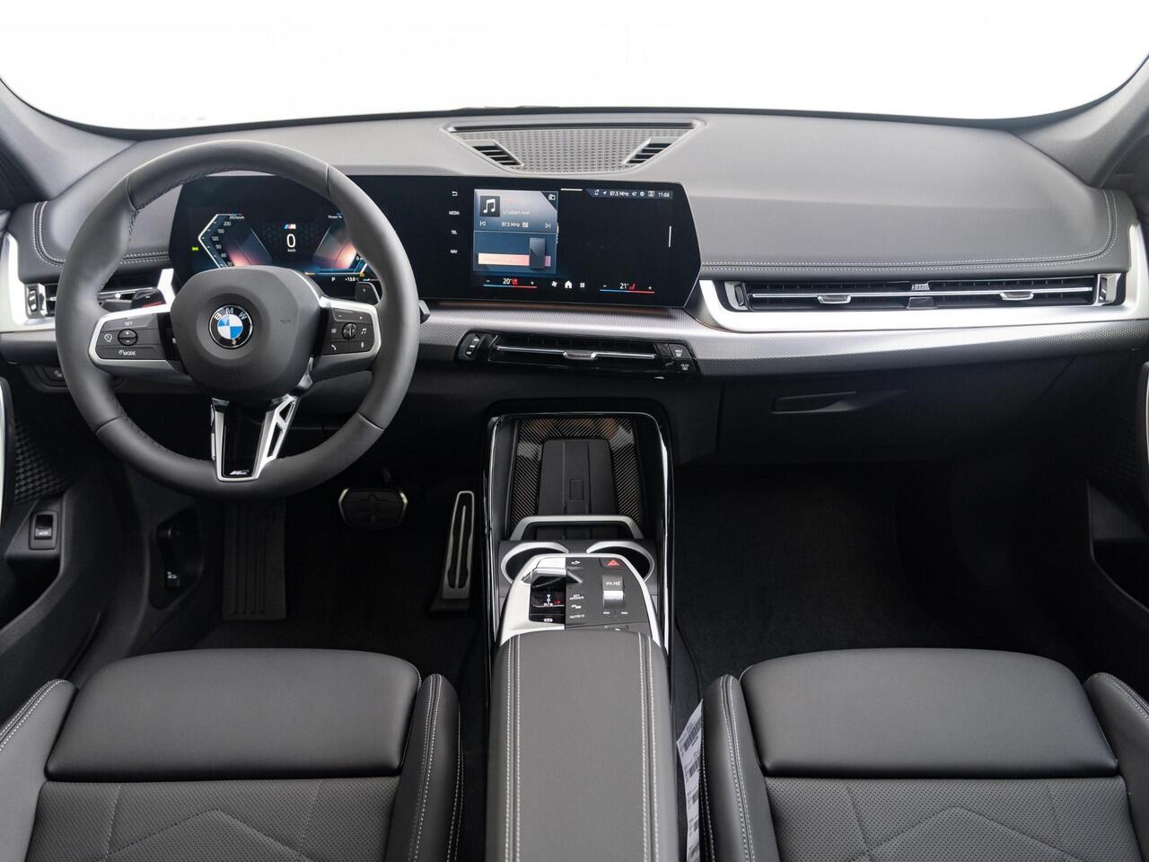 BMW X1 sDrive18i | M Sportpakket Pro | Premium Pack | Travel Pack