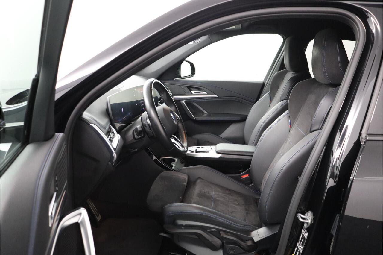 BMW X1 xDrive25e M-Sport 245 pk | Virtual | Stoelverw. + Massage | Navi | Apple Car Play | Keyless | Elektr.klep - RIJKLAAR