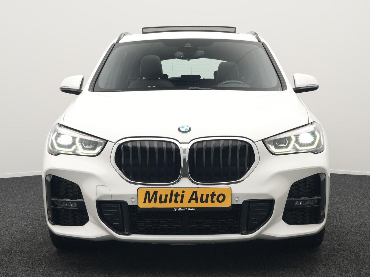 BMW X1 xDrive25e M Sport Plug in Hybrid 221pk Dealer O.H | PHEV | Panodak | Carplay | LED | DAB | Sportstoelen Verwarmd | Navi Prof |