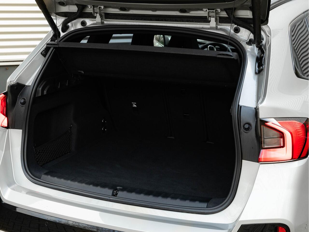 BMW X1 xDrive30e M-Sport Pro - Pano - Trekhaak - Driving Ass Prof - Harman Kardon