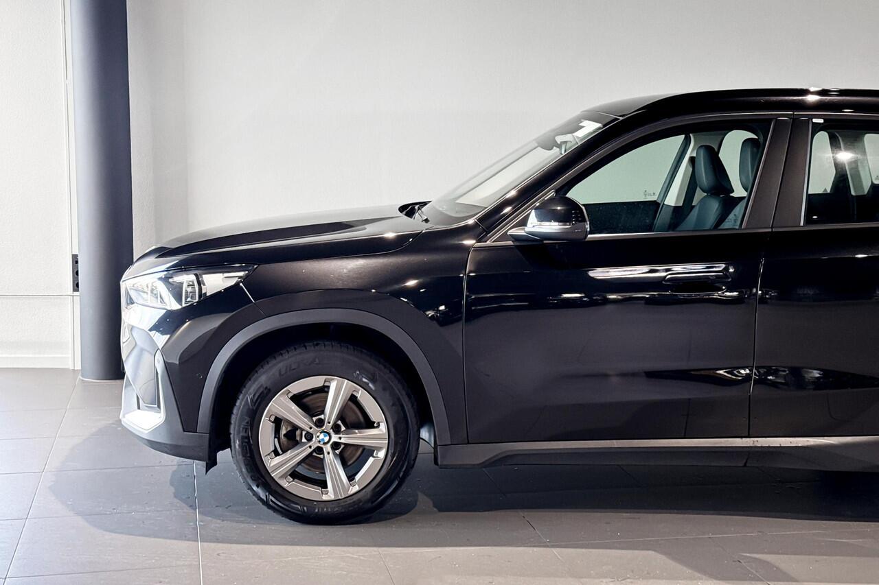 BMW X1 sDrive18i | Stoelverwarming | Achteruitrijcamera | Trekhaak |