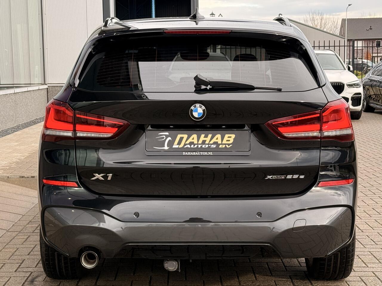 BMW X1 xDrive25e High Executive M-Sport | Led | Afn Trekhaak | Stoelverwarming | DAB | Cruise |