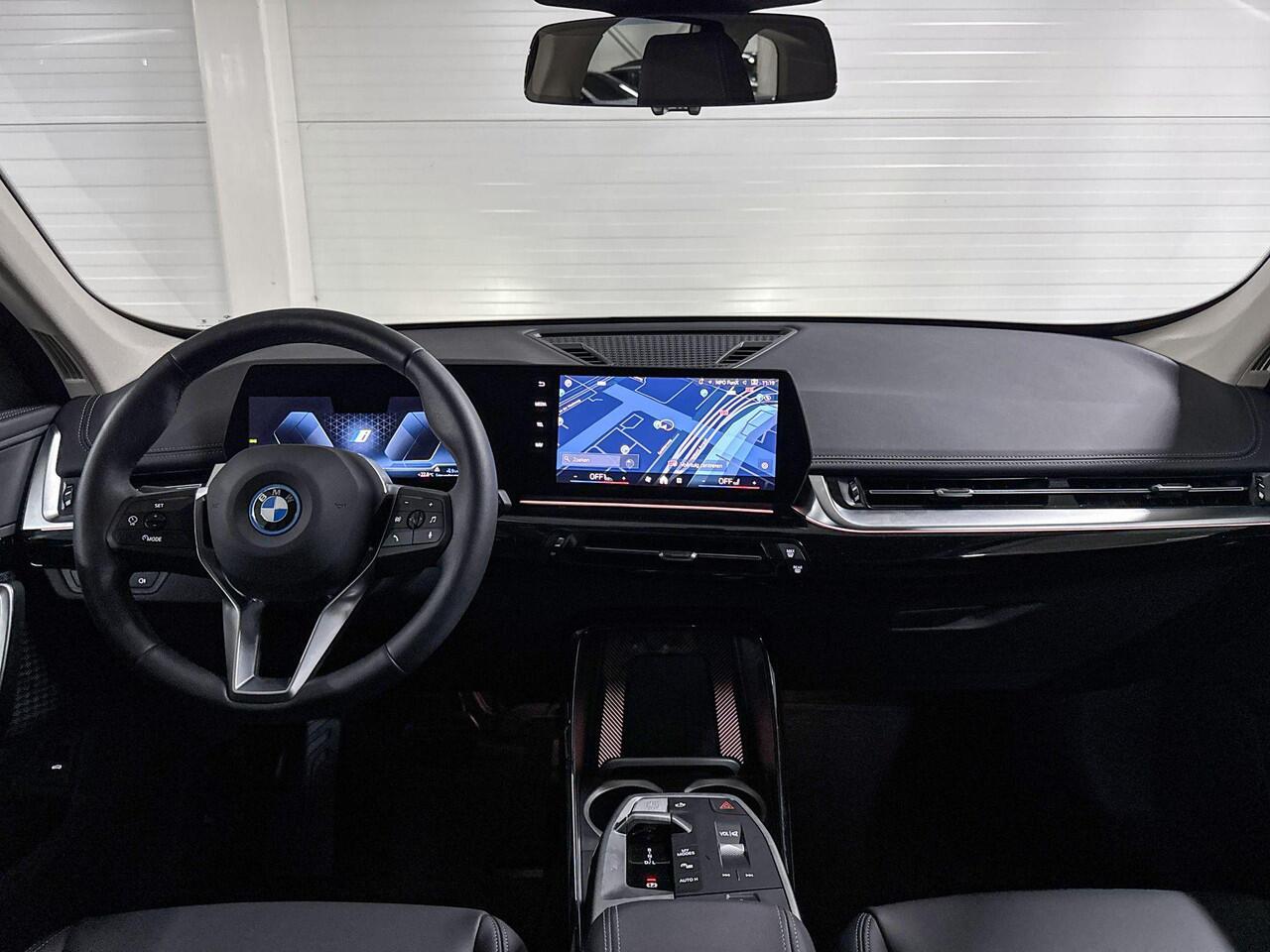 BMW X1 xDrive30e X Line | stoelverwarming | camera | Sportstoelen