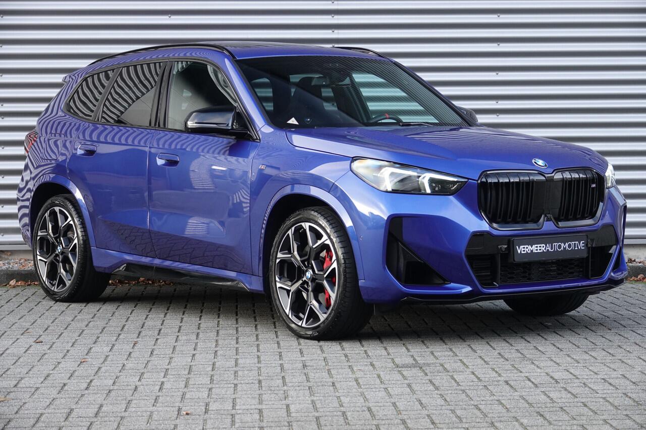 BMW X1 M35i | M sport Pro | Panorama | HUD | M Sportstoelen | Memory |