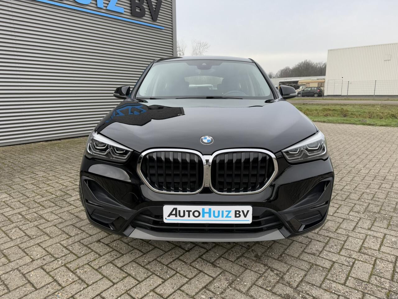 BMW X1 xDrive25e Executive LED Achteruitrijcamera Stoelverwarming