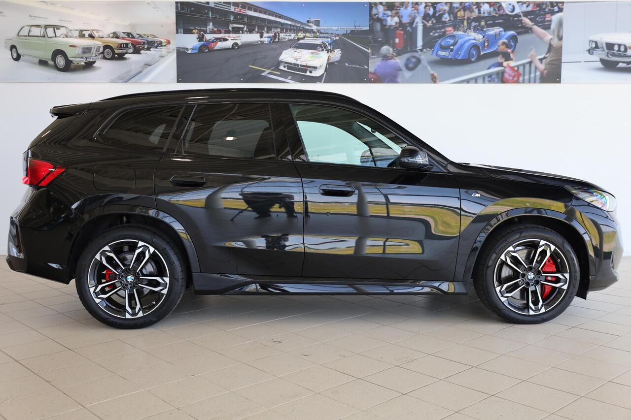 BMW X1 xDrive23i | M Sportpakket Pro | Premium Pack | Travel Pack | Comfort Pack