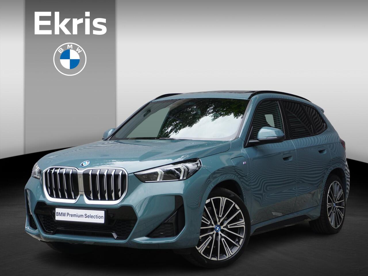 BMW X1 xDrive25e M Sportpakket | Comfort Pack | Trekhaak met elektrisch wegklapbare kogel | Glazen panoramadak | Harman-Kardon sound system