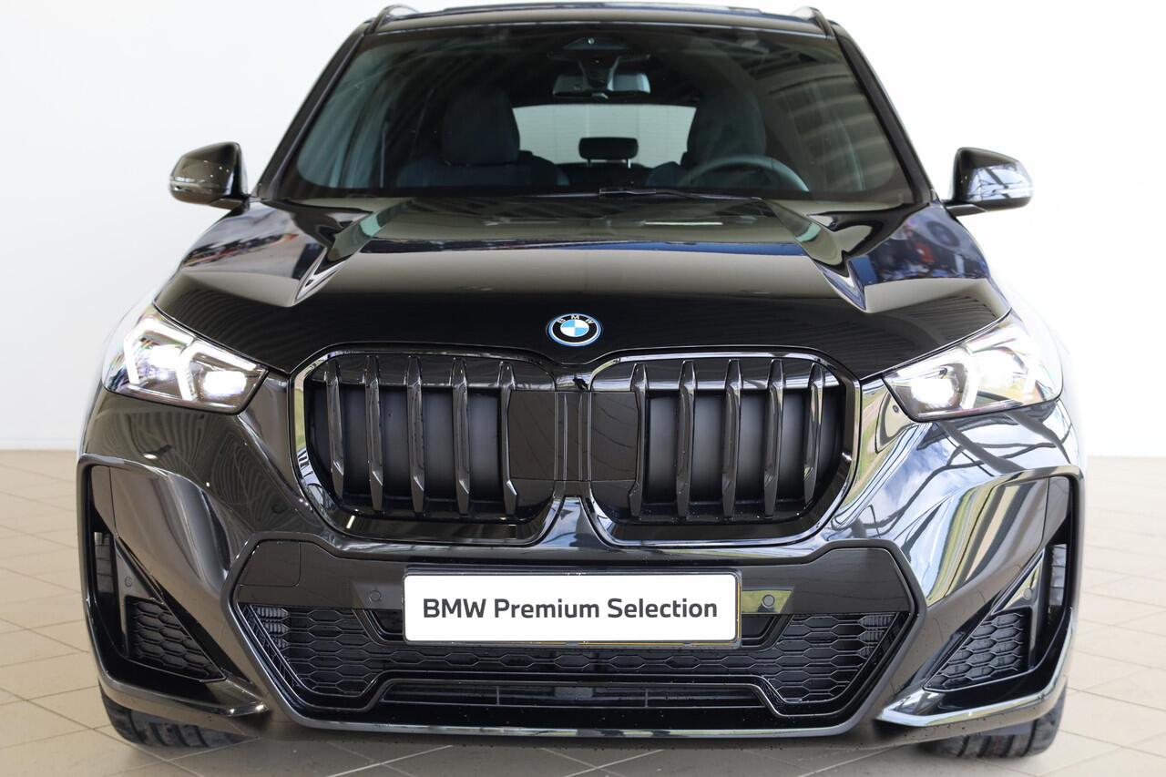 BMW X1 xDrive25e M Sport Pro | Panoramadak | Elektr. Trekhaak