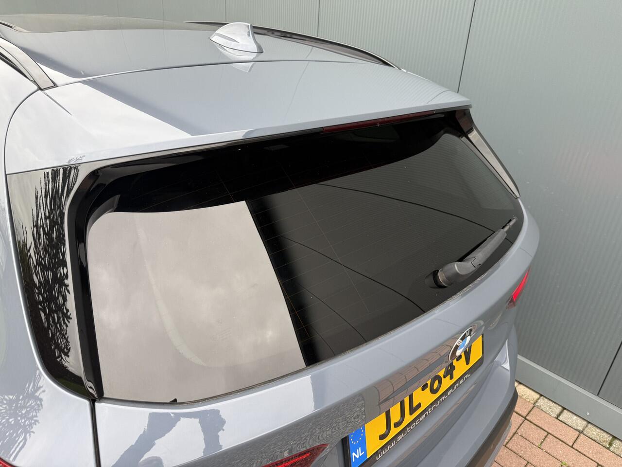 BMW X1 S-Drive20i 192pk Automaat High Executive Panoramadak